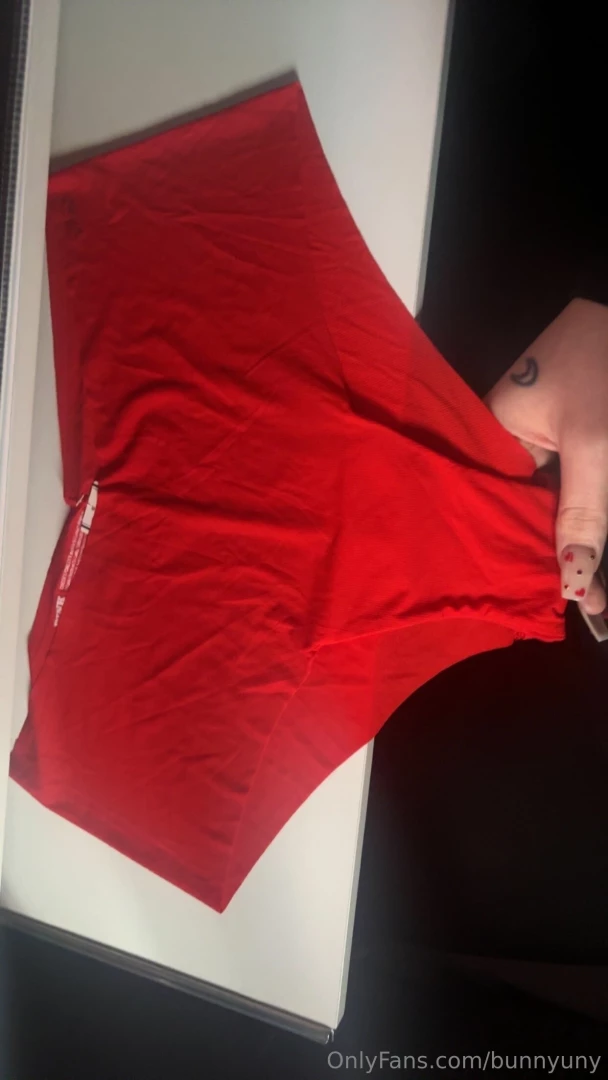 New sexy vs panties any requests 