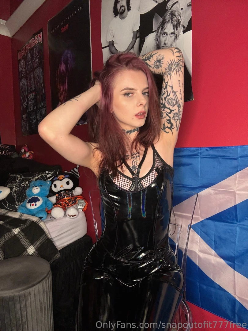 Looking for a new dominatrix to serve message me on snap0ut0f1t im 