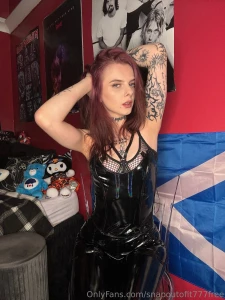 Looking for a new dominatrix to serve message me on snap0ut0f1t im