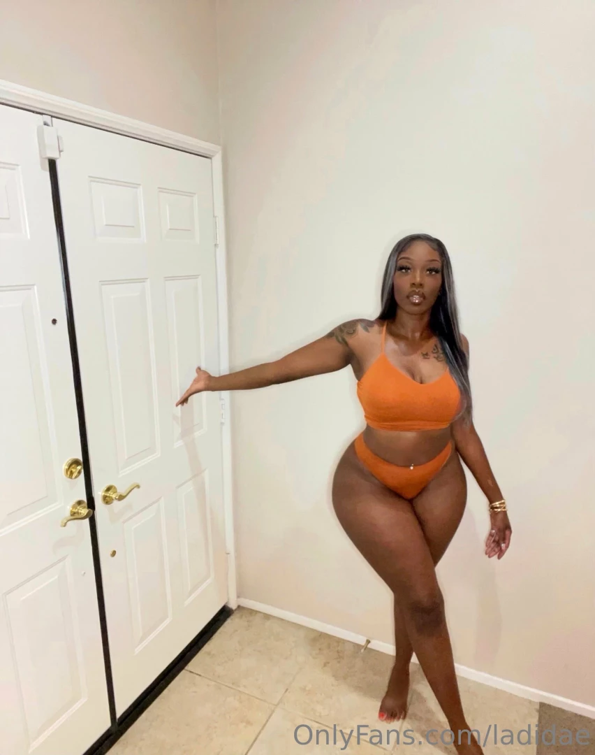 Pretty brown p in the summertime 