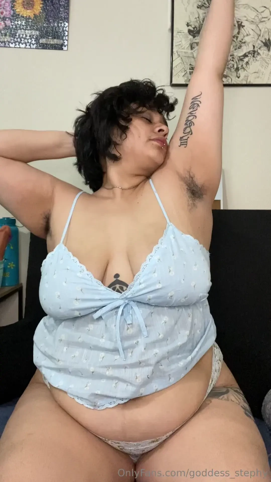 I love my hairy pits 