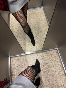 Samples - gt layered tan pantyhose and black fishnet tights black