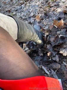 Samples - gt it was a sunny day brown tights black boots hiking skirt