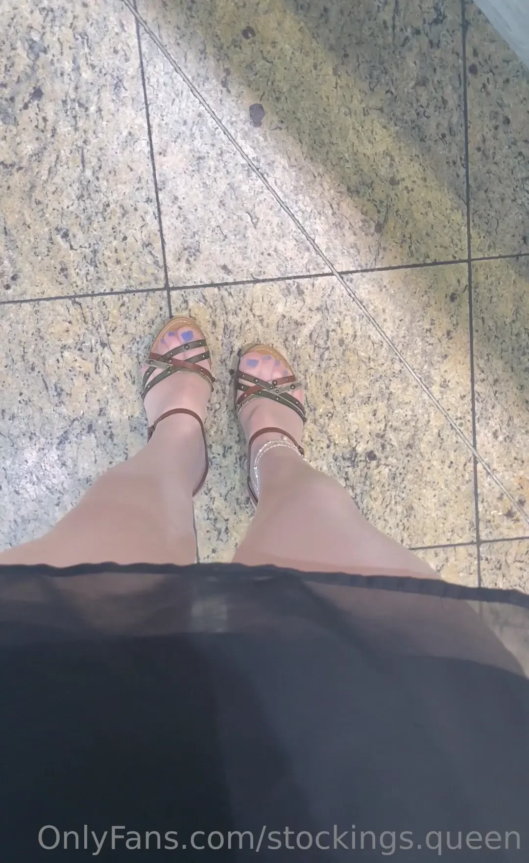 Who wants to be next to me 