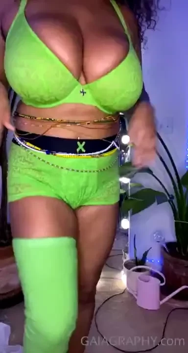No shave november in neon green lingerie try on via snapchat part 2 