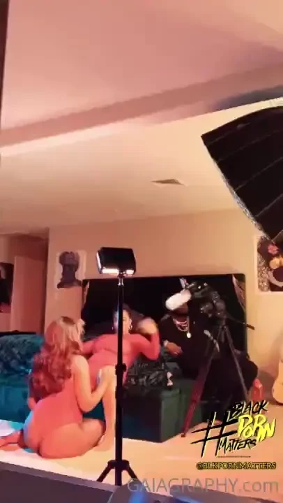 Have you seen the making of a threesome w mystiquemoves and part 6 