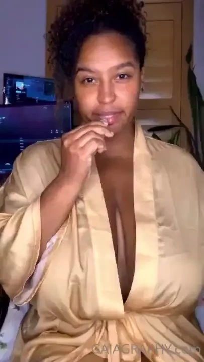 Can t post on ig cuz titties can t post in twitter cuz the music here part 1 