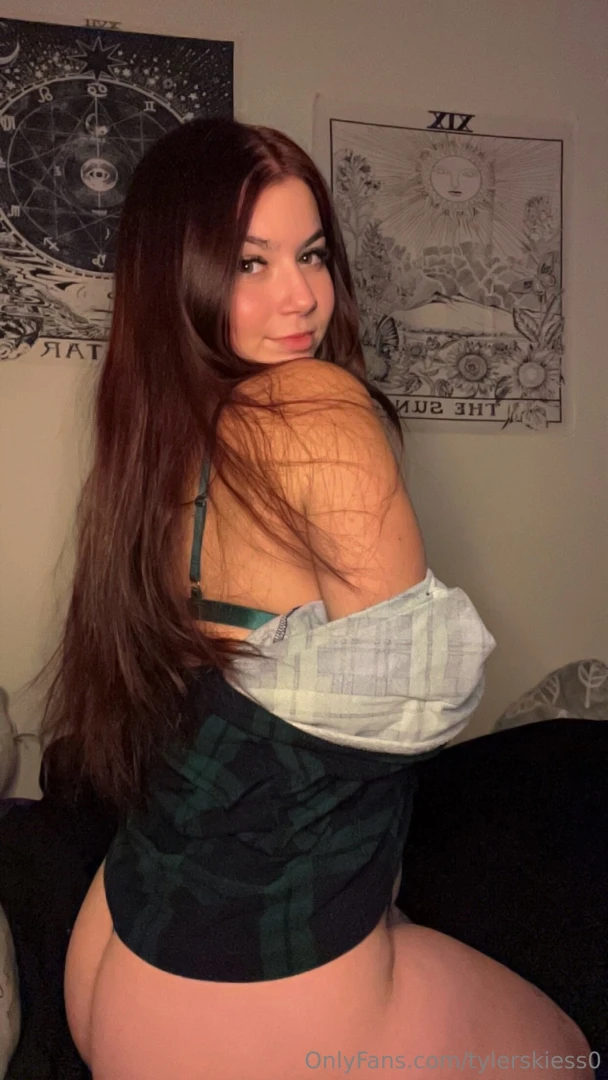 Merry christmas lovelies i hope everyone is enjoying their holidays i 