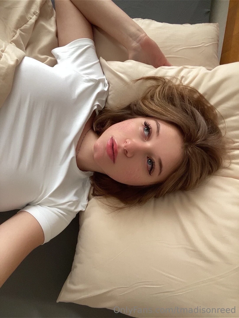 Hoping that i will fall asleeep dreaming of you dm me what we d do part 1 