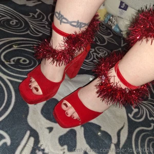 Christmas feet part 17