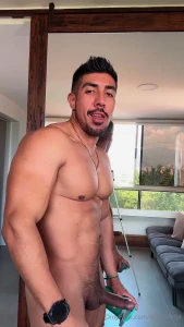 Leaving the gym waiting for a to give him mexican cock