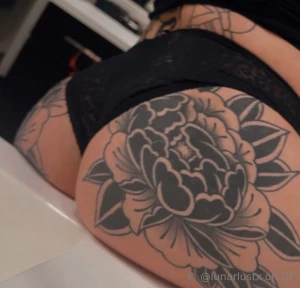 Swipe for a couple vids i kinda like theee panties