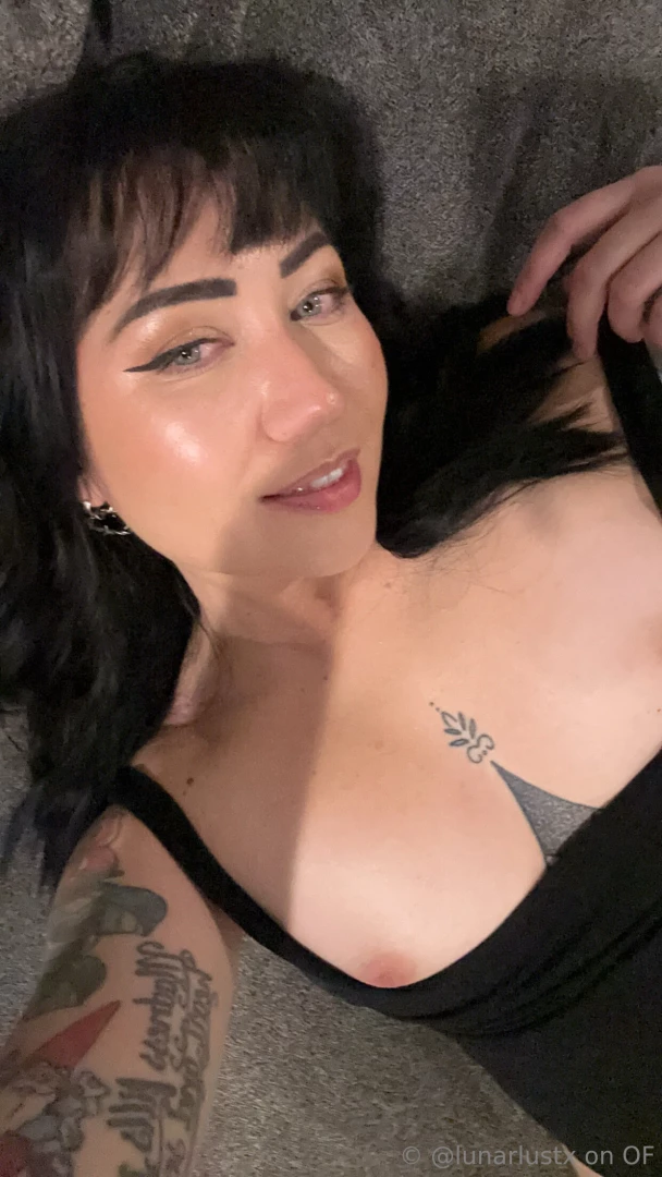 Just got home from the bar and i am h o r n y 4 min rose toy part 1 