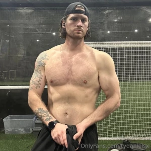 My chest is sore after last nights workout who is gonna help me relax