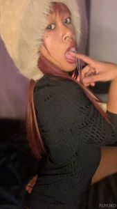 I always want to keep something in my mouth can you help me with this