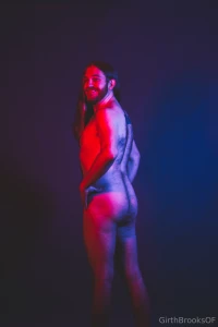 How s my ass look in this lighting sub to my vip page this post has