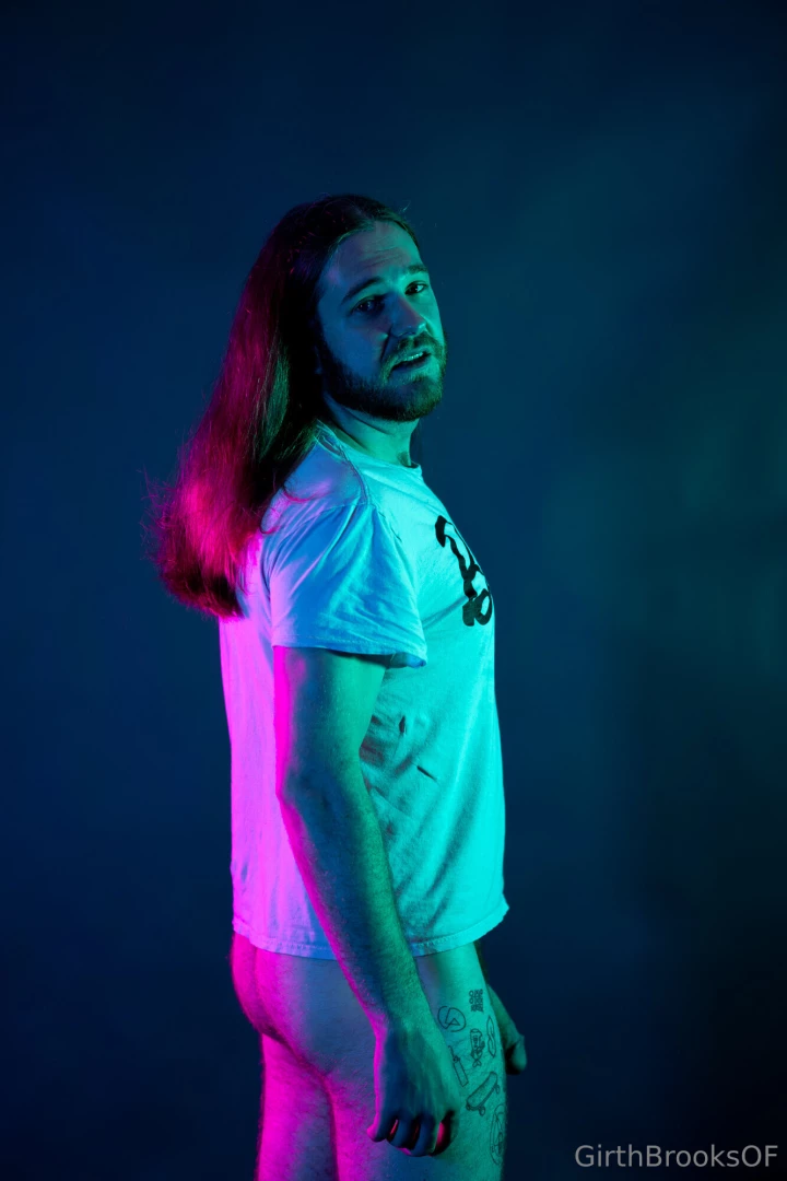 Oh hey didn t see you there what re you up to 