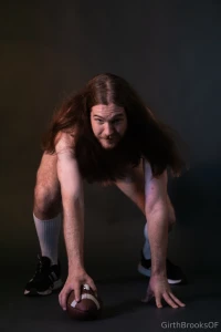 Hut hut hike see this pic from the back on my vip page