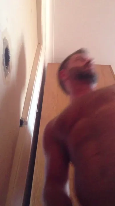 Some glory hole action i do love to suck an anon cock and make them 