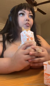 Being a ipad kid 3 also this is from the 20 min video im selling