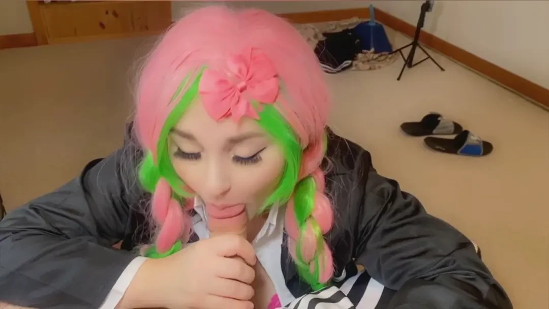 Bearfills mitsuri thanks obanai for giving her socks cum on tits 