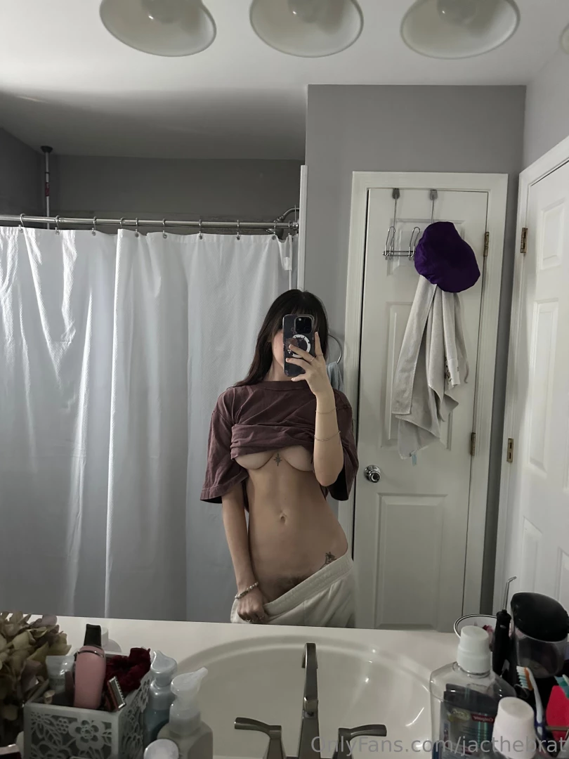 Goodmorning bitches who else on here is an early bird 