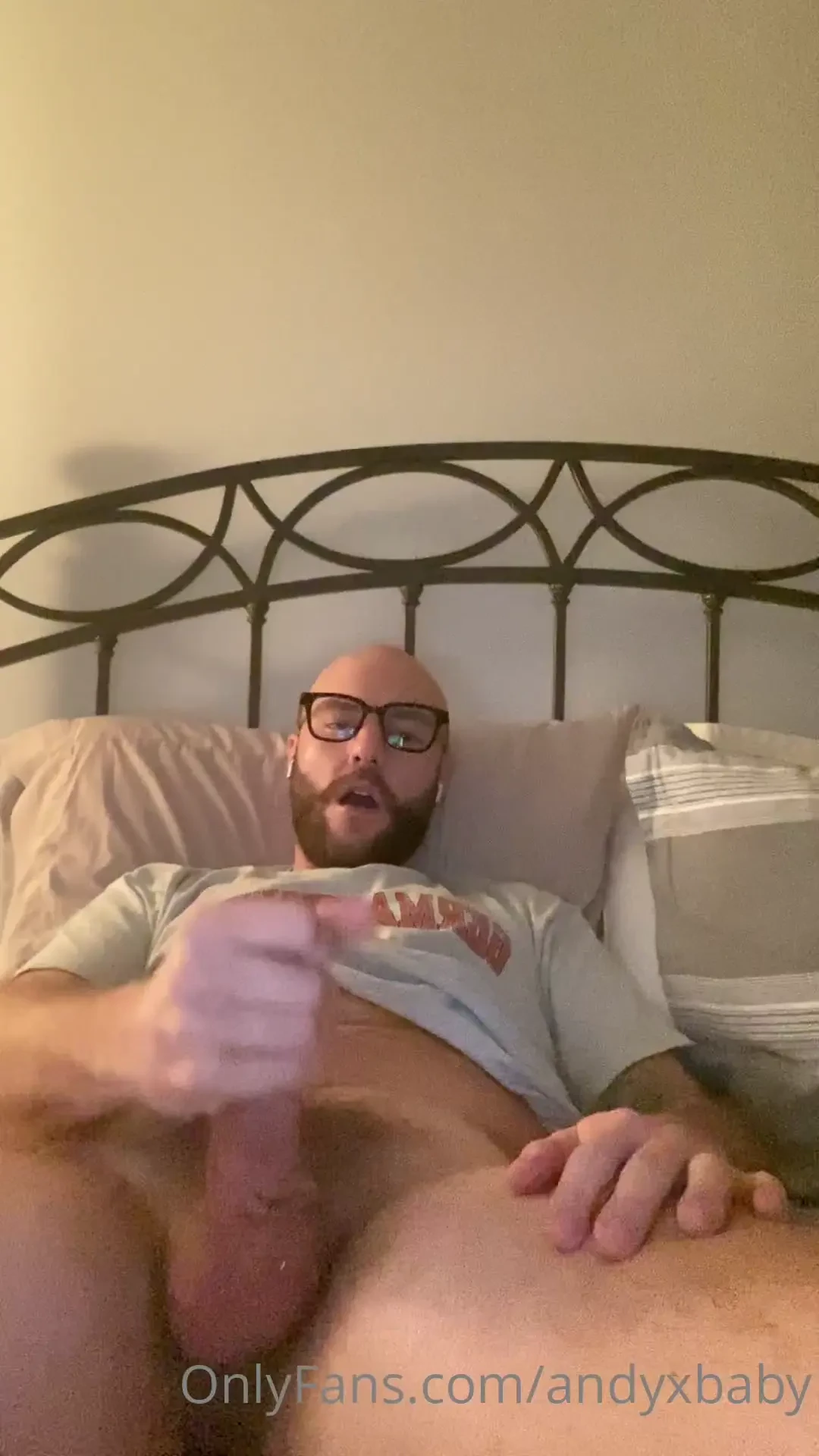 I love edging and shooting a hot load all over my stomach 