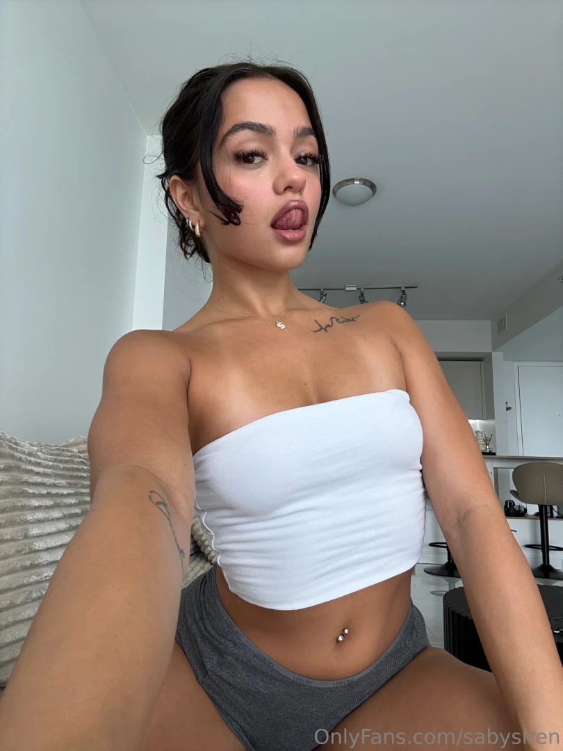 Tip here if you wanna get naughty on the couch with me 