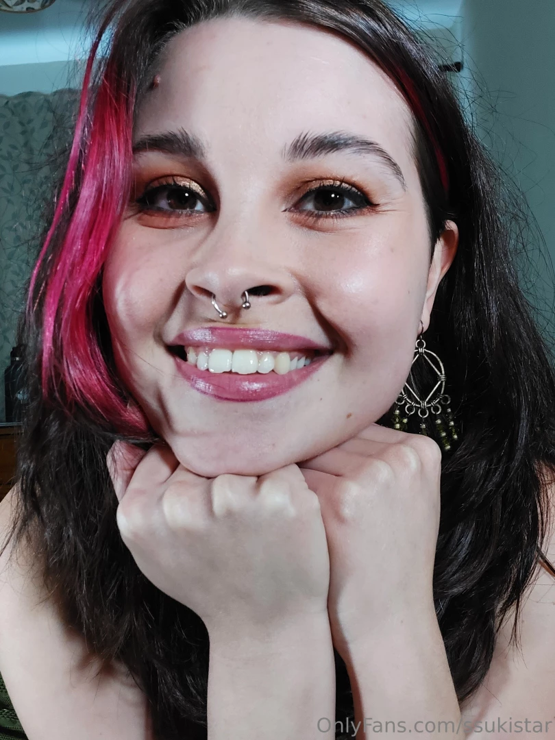 How i smile at you when i m waiting for you to shoot your big load all 