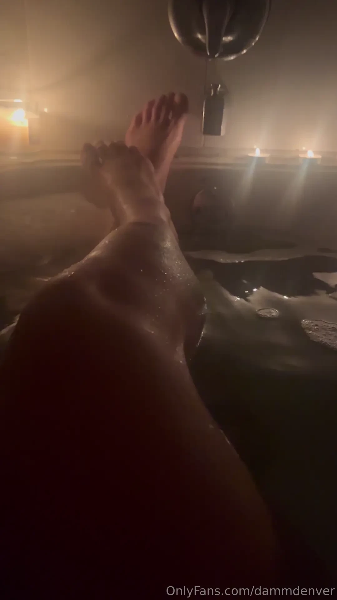 Who s going to be a good boy and dm me 