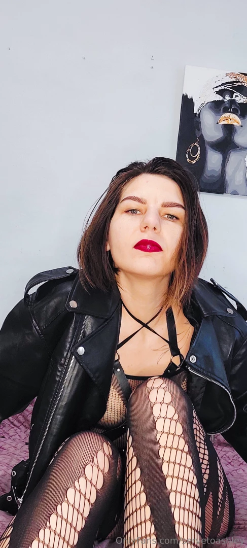 Watch me spit on your pathetic excuse for a cock it s the most action 