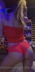 Hello guys who wants to spend weekend with me check out how i shake my