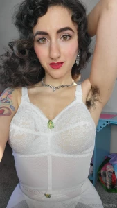 Just some underarm pictures from my 1950s themed evening part 2