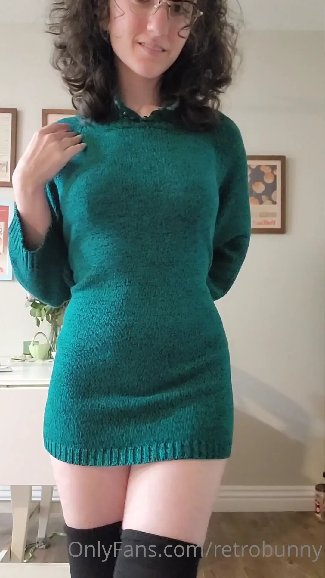 New vintage 1980s knit just a little spur of the moment video for you 