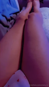 Getting lite horny after my shower write me a comment or text me if