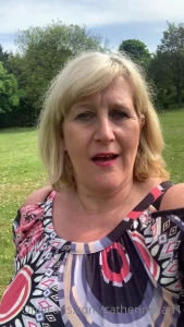 A quick hello from the park smell that fresh air mmmm