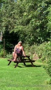 Is that a blue tit or a great tit sat in my garden lol