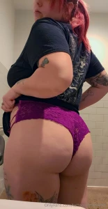 Who wants more of this lil cake