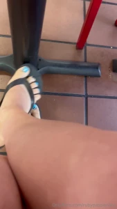 Happy flip flop friday do you like my pedicure i absolutely love blue