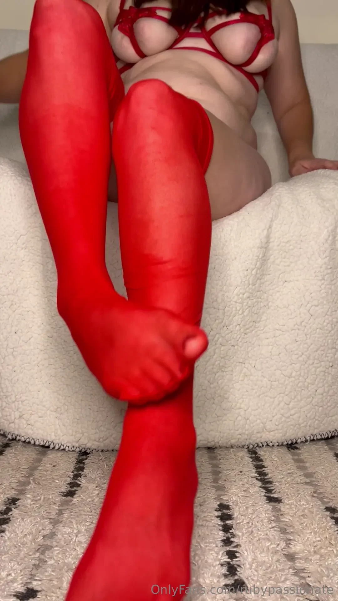 Removing my sexy red thigh highs with no hands to expose my plump 