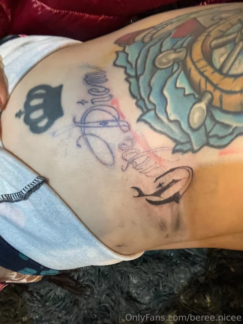 I love the tatoos please send more tips for more body art baby 