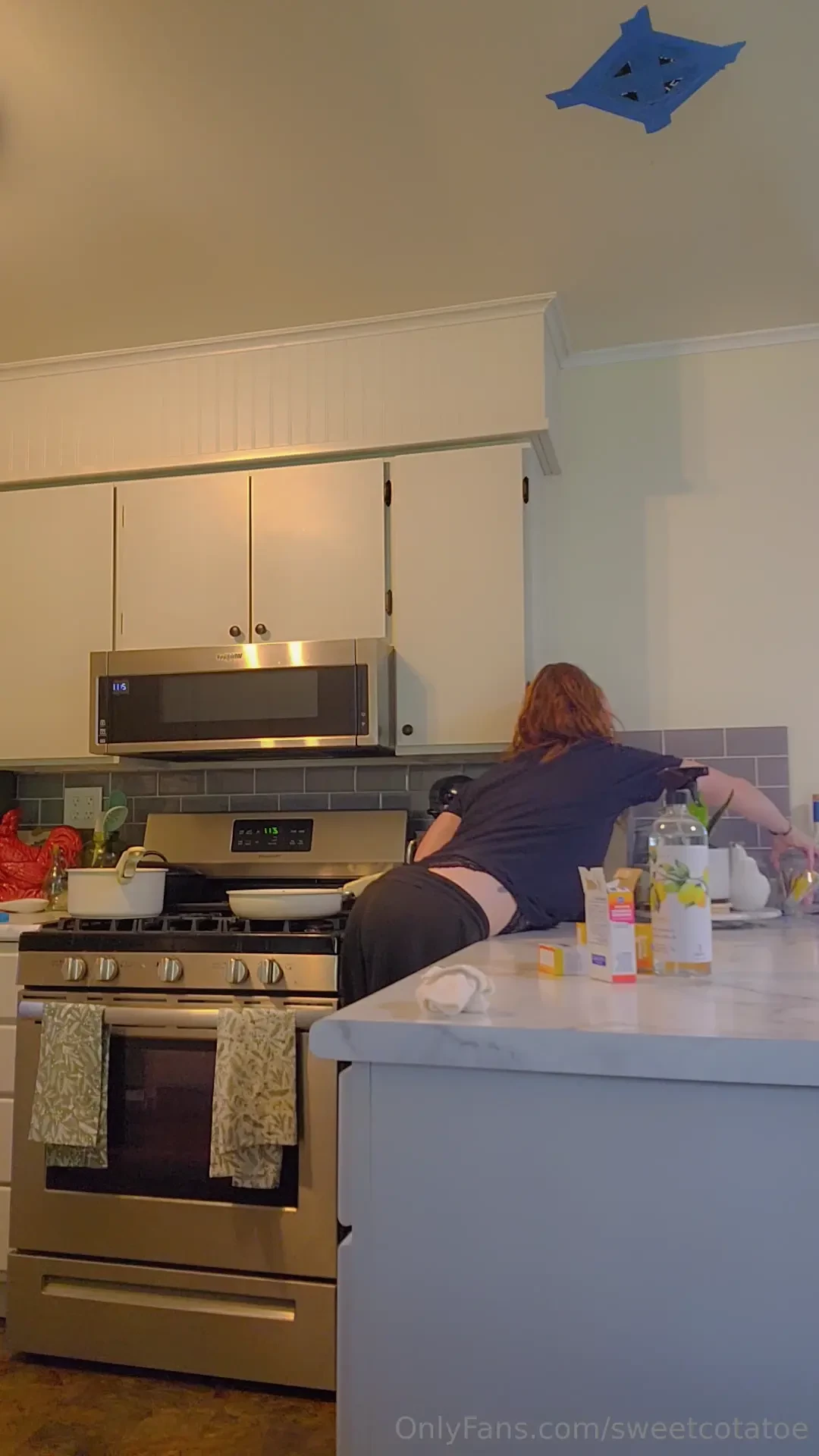Housewifey things 