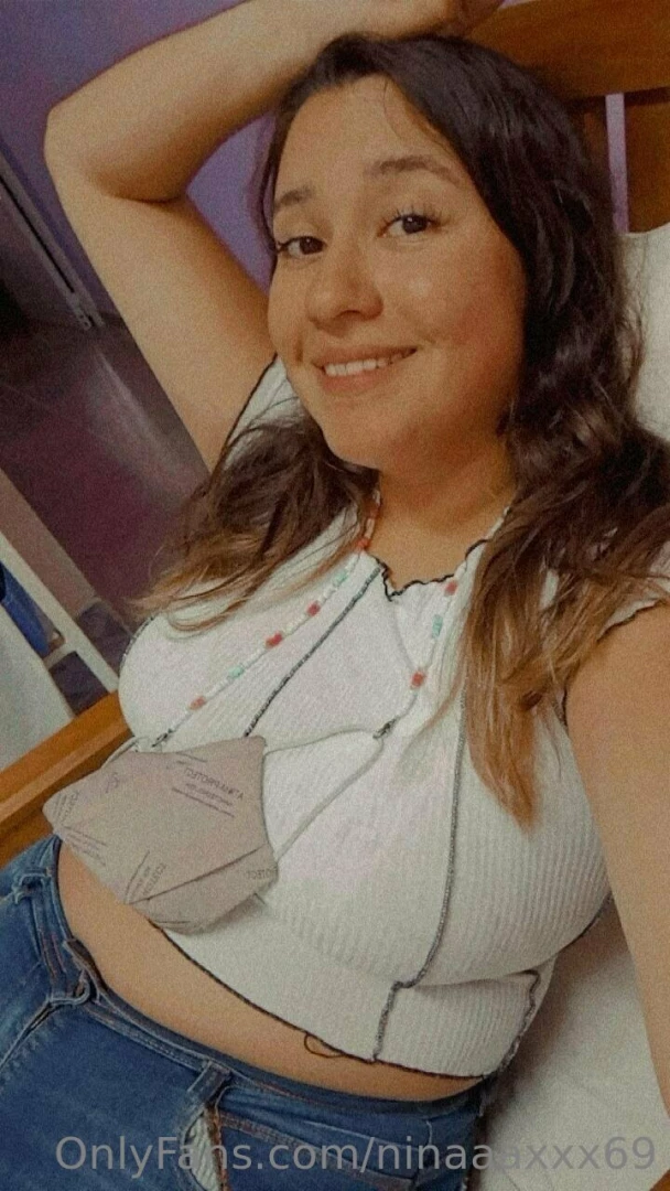 I look like a good girl right 