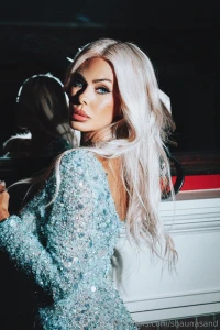 I want you to be my vip join now it s 25 off to celebrate the holidays