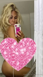 Bed head and bare tits and lips just woke up