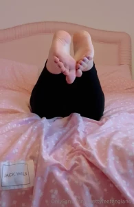 If you enjoy the purple toes and toe rings look then you will like my
