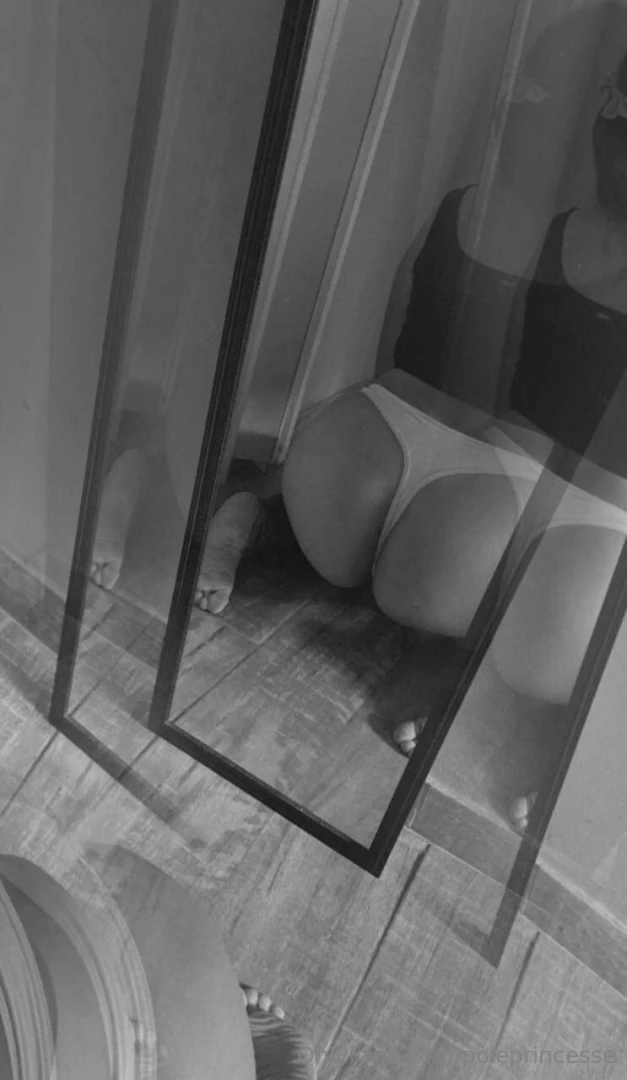 Nbsp roxihot69 roxihot69 totally prepared to make you feel a lot of 