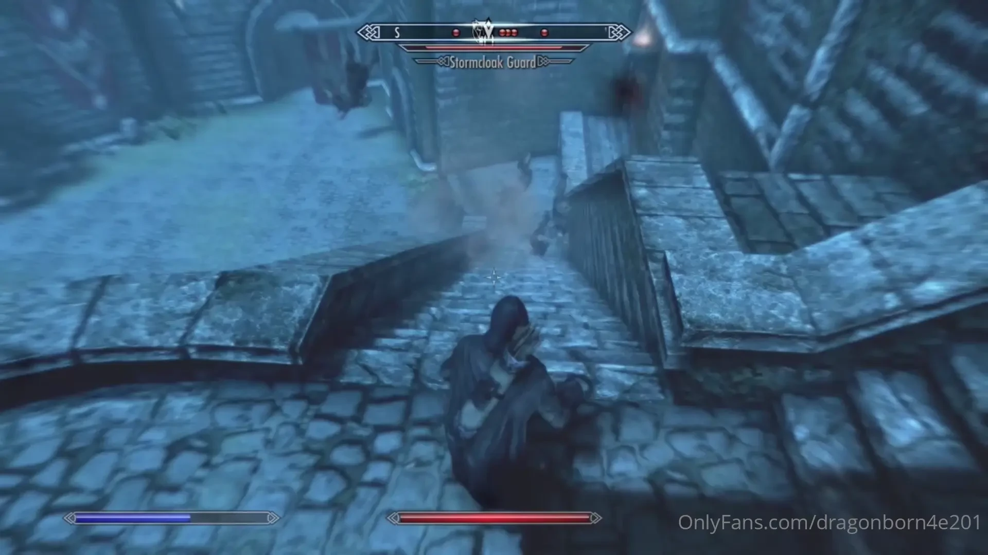 Ragnar returns with a blow to the guards 