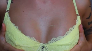 Do you like small boobies babe