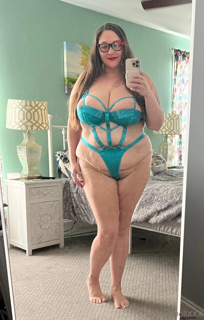 Pics i m sexy but my mirror is linty lol 